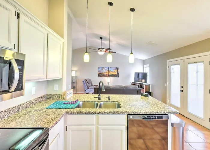Family Home: Games, Private Pool & Patio! * Gilbert