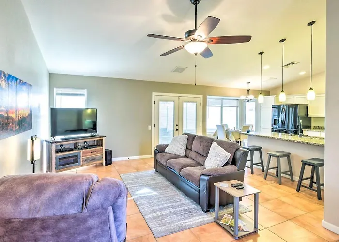 Family Home: Games, Private Pool & Patio! Gilbert