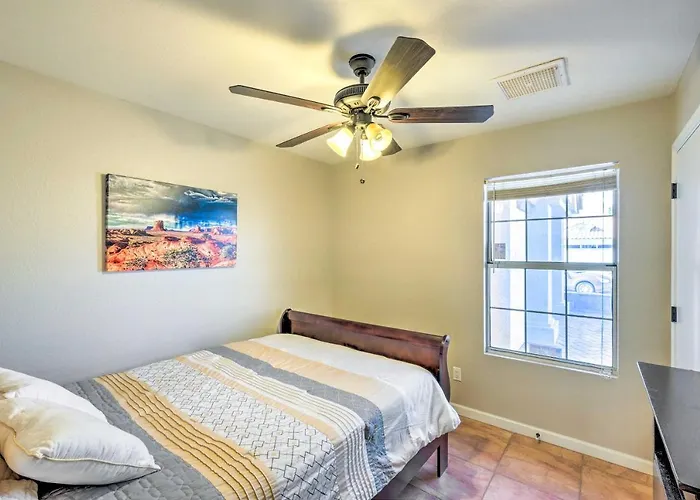 Family Home: Games, Private Pool & Patio! Gilbert